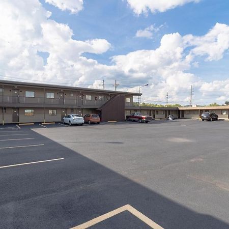 Dubois Manor Motel Exterior photo